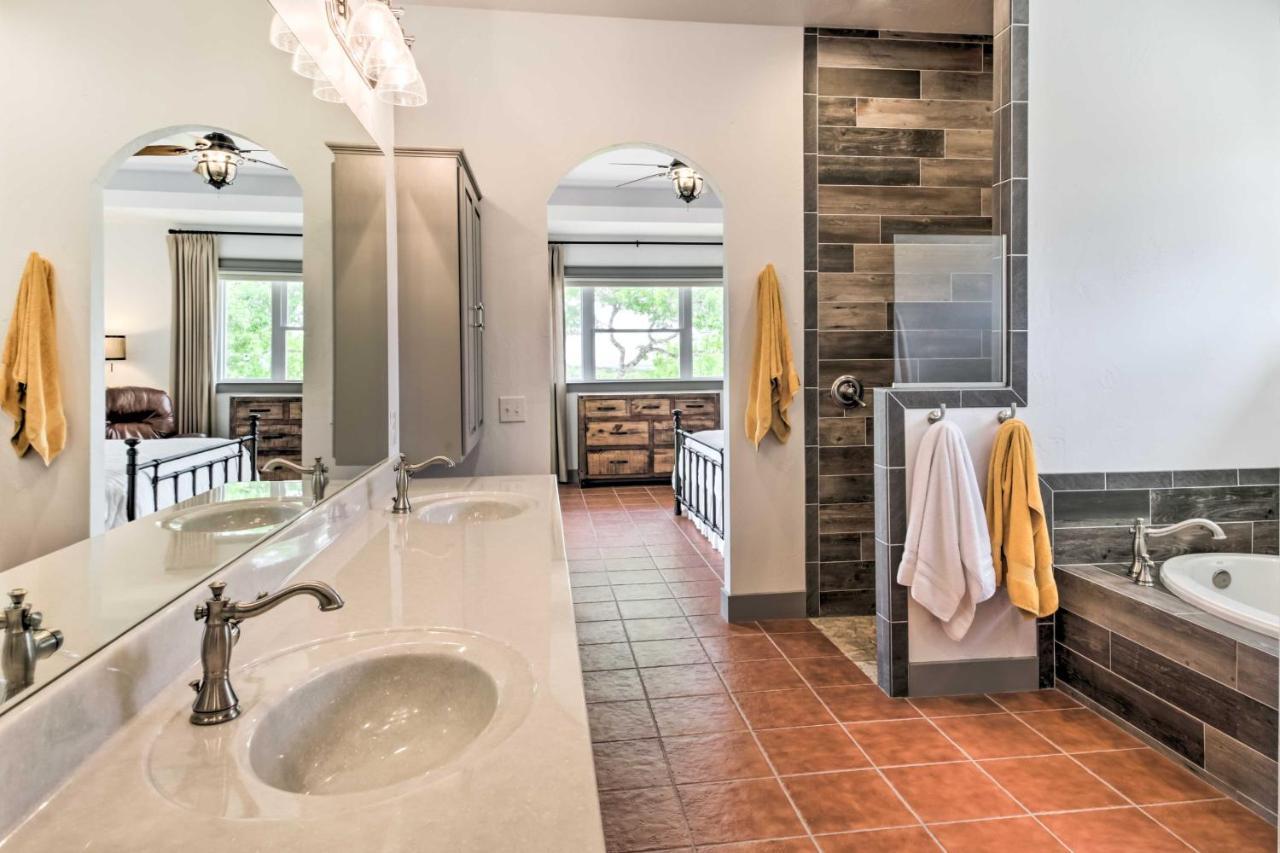 Ladera Wimberley Estate On 13 Acres With Hot Tub Villa Kültér fotó